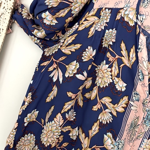 BOHO BUTTON FRONT LONG SLEEVE TOP - Picture 2 of 4